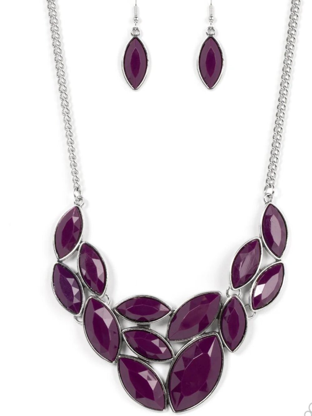 Paparazzi Glitzy Goddess Purple Necklace & Earrings Set